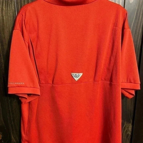 Columbia Omni-Shade PFG InnisFree Short Sleeve Polo Fishing Tee in Salmon - Picture 8 of 10